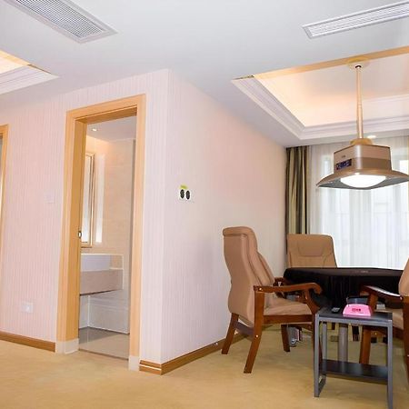Vienna Classic Hotel Qingyuan Taihe Ancient Cave Scenic Area Extérieur photo