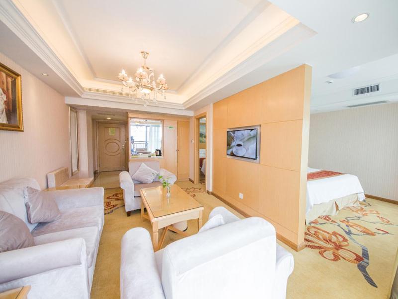 Vienna Classic Hotel Qingyuan Taihe Ancient Cave Scenic Area Extérieur photo
