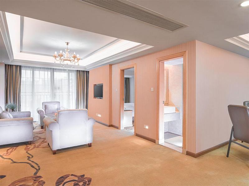 Vienna Classic Hotel Qingyuan Taihe Ancient Cave Scenic Area Extérieur photo