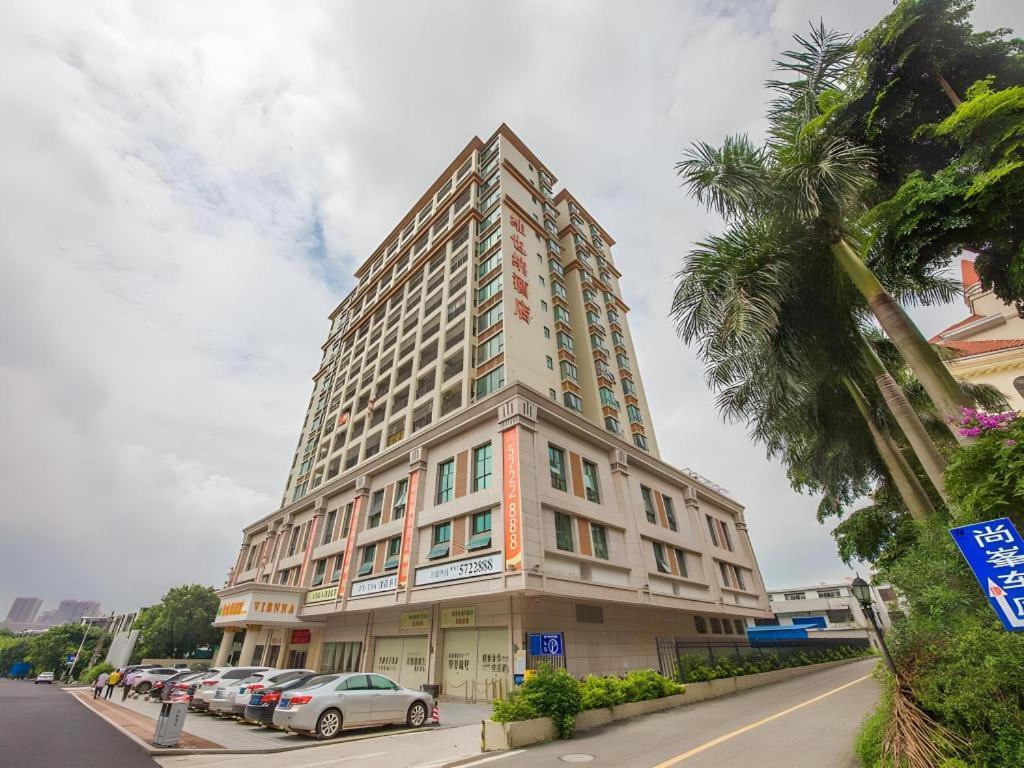 Vienna Classic Hotel Qingyuan Taihe Ancient Cave Scenic Area Extérieur photo