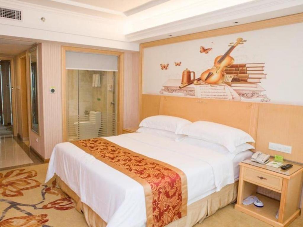 Vienna Classic Hotel Qingyuan Taihe Ancient Cave Scenic Area Extérieur photo