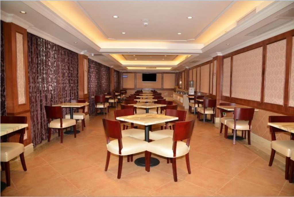 Vienna Classic Hotel Qingyuan Taihe Ancient Cave Scenic Area Extérieur photo