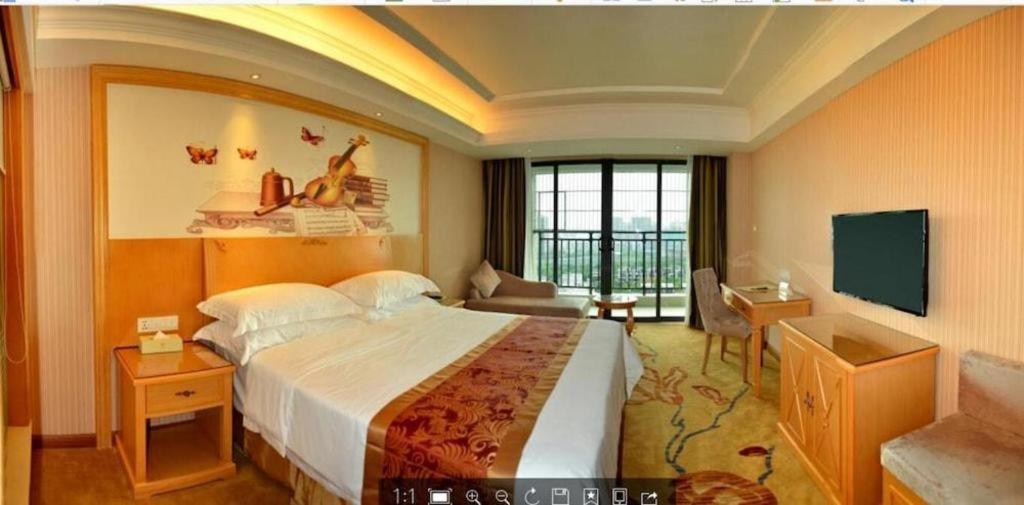 Vienna Classic Hotel Qingyuan Taihe Ancient Cave Scenic Area Extérieur photo