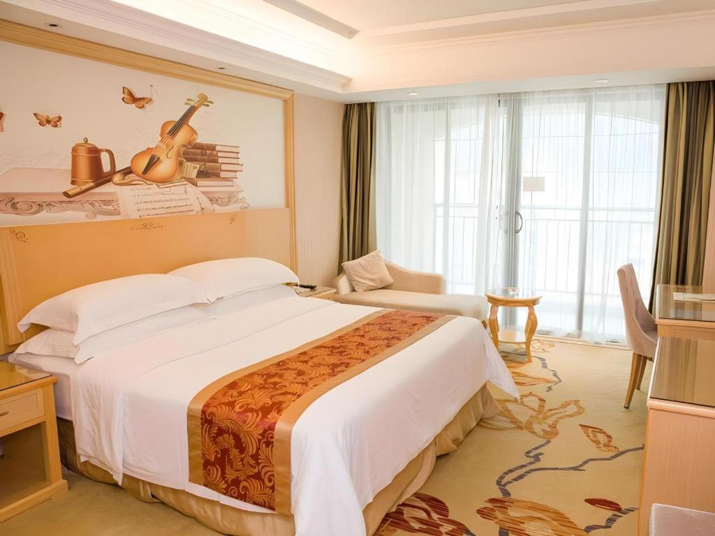 Vienna Classic Hotel Qingyuan Taihe Ancient Cave Scenic Area Extérieur photo