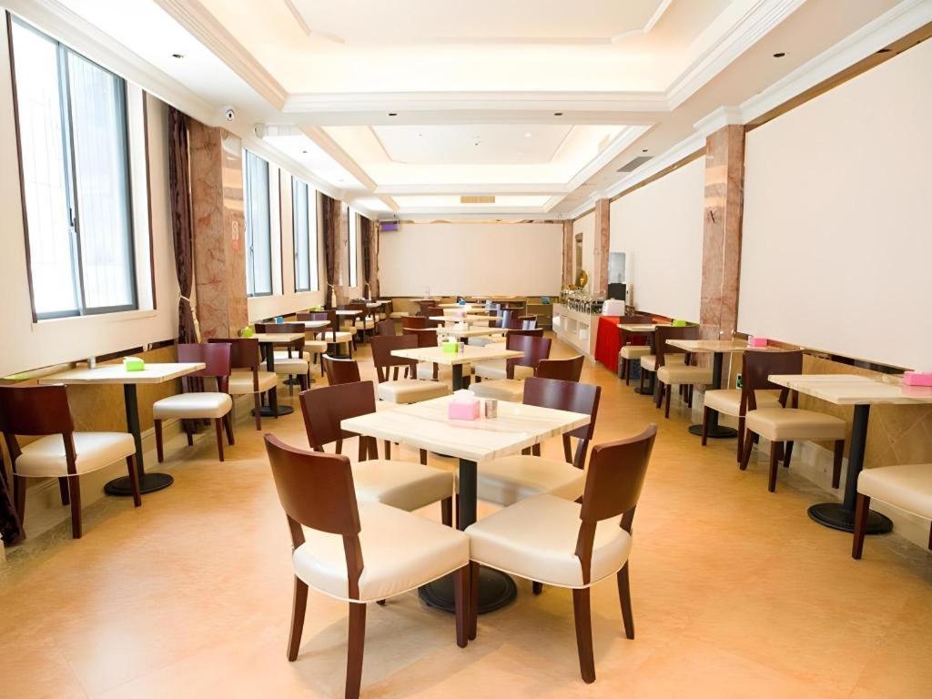 Vienna Classic Hotel Qingyuan Taihe Ancient Cave Scenic Area Extérieur photo